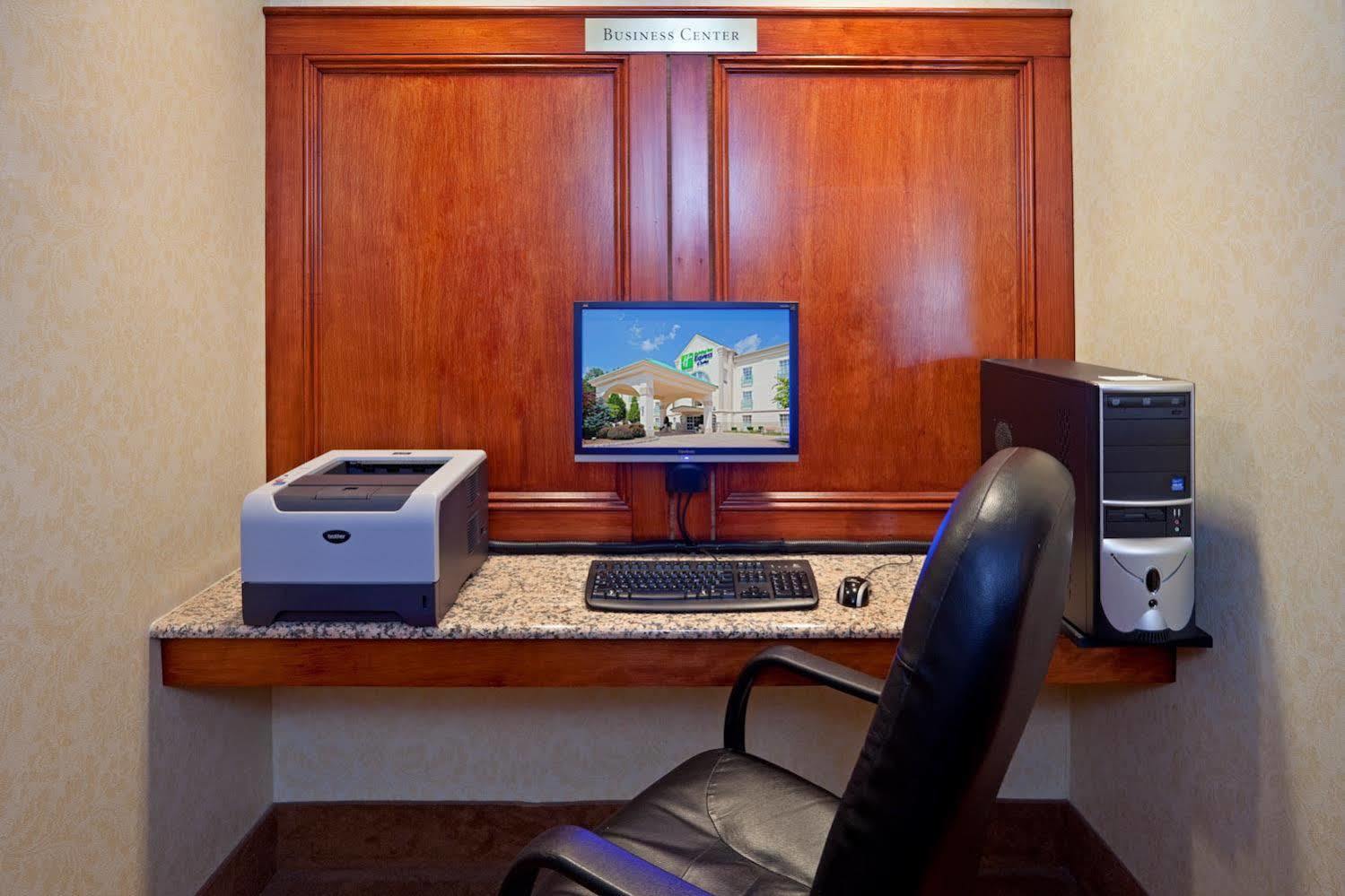Holiday Inn Express Mount Arlington By Ihg Facilities photo